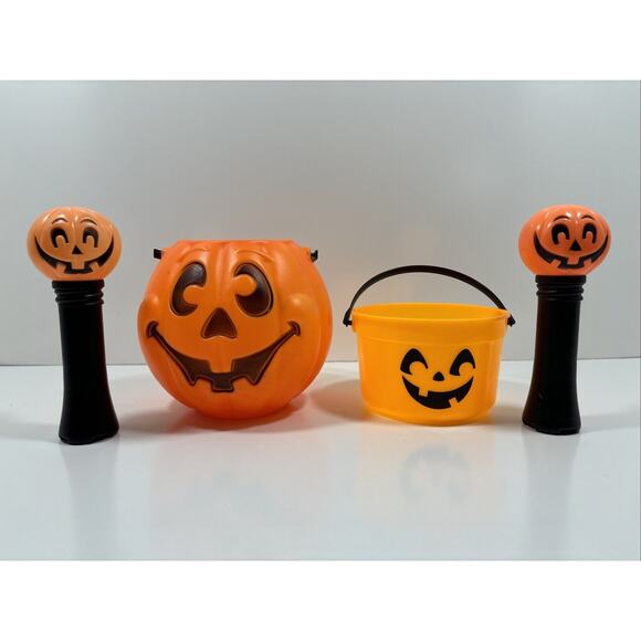 Lot Of Vintage Halloween Buckets Light Sticks Untested‎ READ - Picture 1 of 6